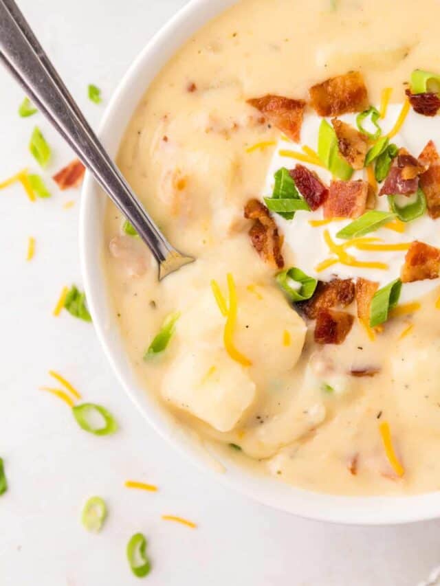 crockpot potato soup with toppings